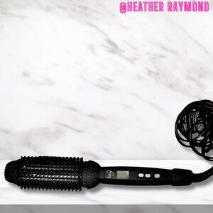 Ion Ceramic Pro Oval Brush Iron 1 1/2"